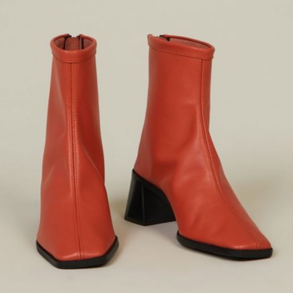 Intentionally Blank KAM boots